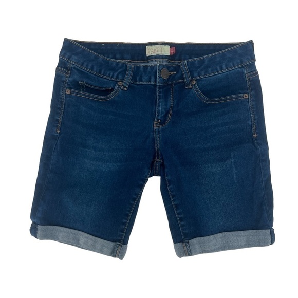 SO Cuffed Hem Jean Shorts Size 7 Women’s - Picture 1 of 5